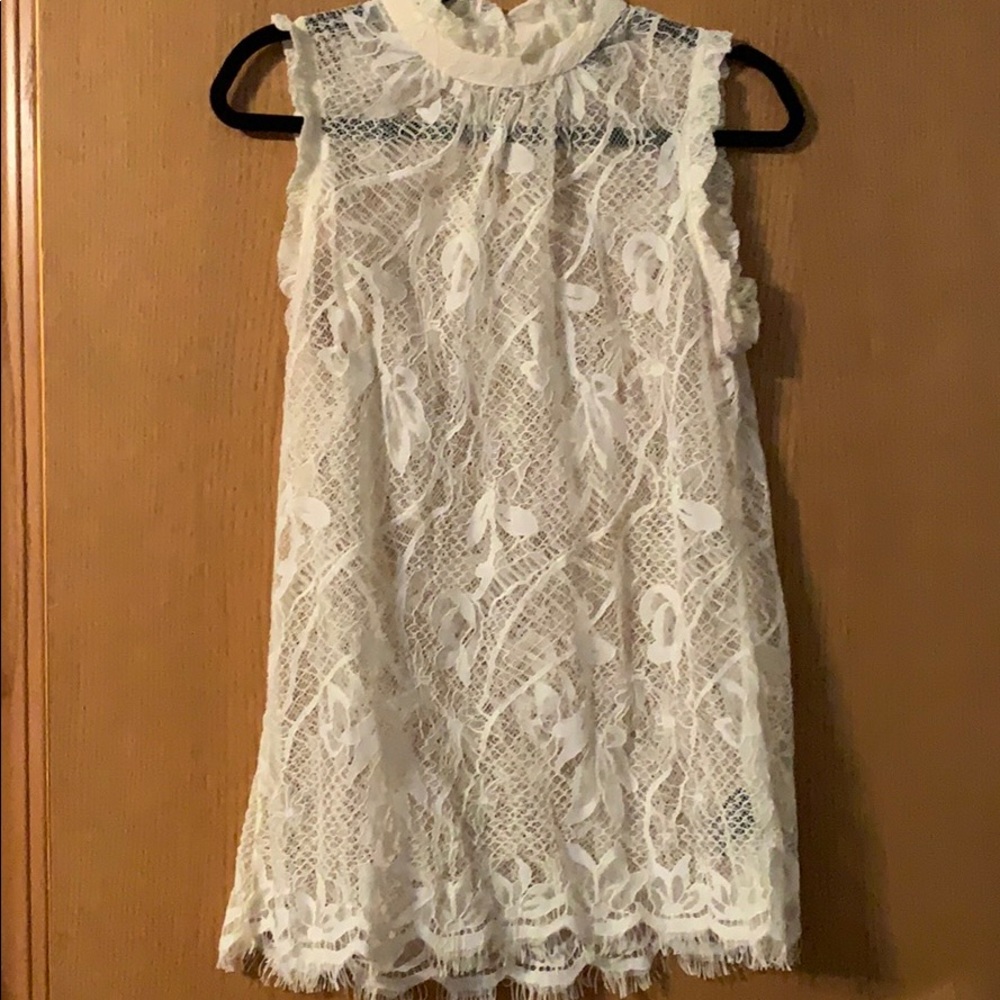 Cream high neck lace tank top sz medium